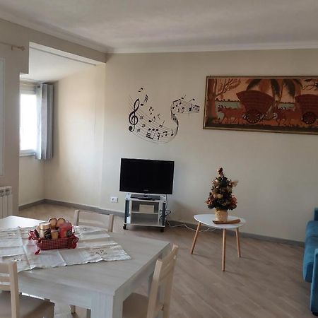 La Casa Di Ermes - Ampio Luminoso Appartamento A Tre Minuti Dal Centro Σαν Ρέμο Εξωτερικό φωτογραφία