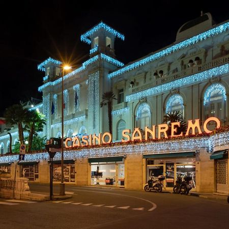 La Casa Di Ermes - Ampio Luminoso Appartamento A Tre Minuti Dal Centro Σαν Ρέμο Εξωτερικό φωτογραφία