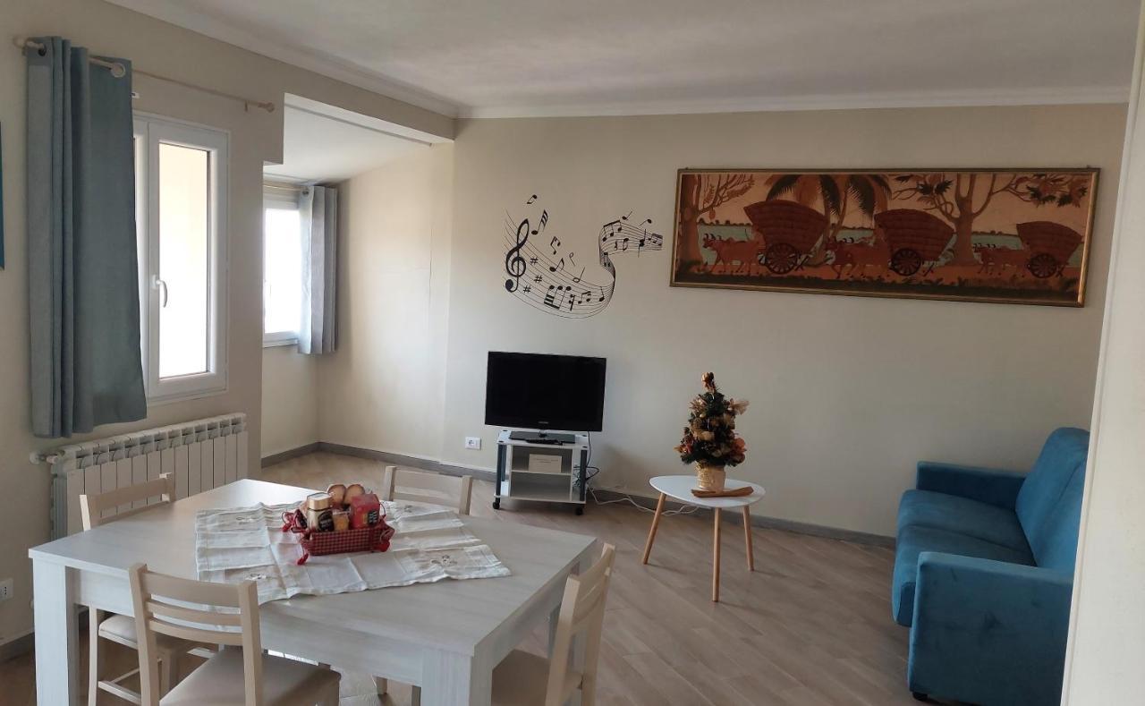 La Casa Di Ermes - Ampio Luminoso Appartamento A Tre Minuti Dal Centro Σαν Ρέμο Εξωτερικό φωτογραφία
